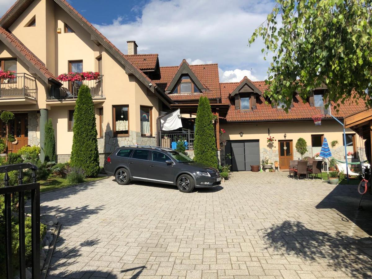 Privat Migac Appartement Vrbov Buitenkant foto